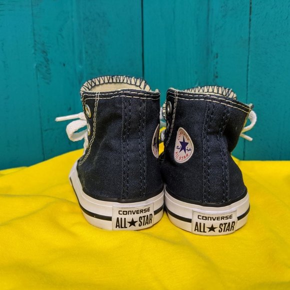 Converse - Toddler - Size 3 - 0075 - Picture 3 of 4